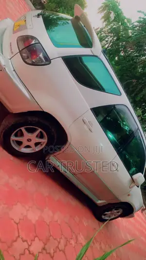Toyota Harrier 2.4 2004 White