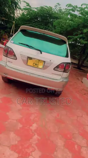 Toyota Harrier 2.4 2004 White