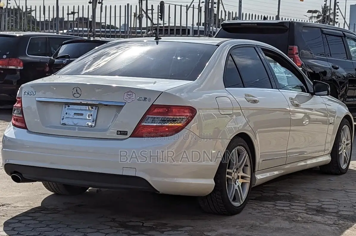 Mercedes-Benz C200 2012 White
