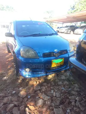 Toyota Vitz 1.5 FWD 3dr 2002 Blue