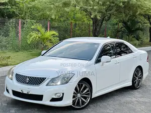 Toyota Crown 2008 White