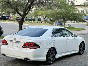Toyota Crown 2008 White