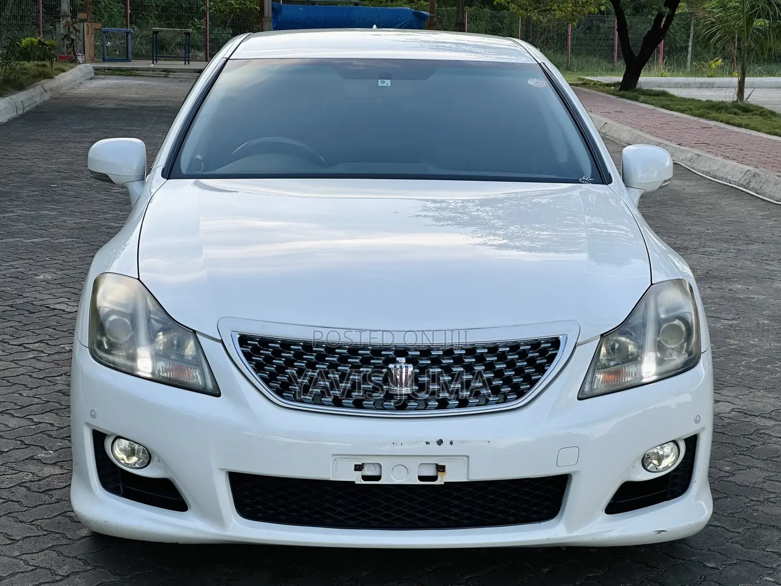 Toyota Crown 2008 White