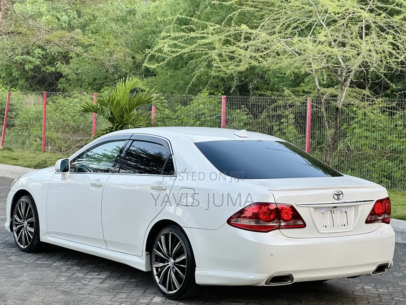 Toyota Crown 2008 White