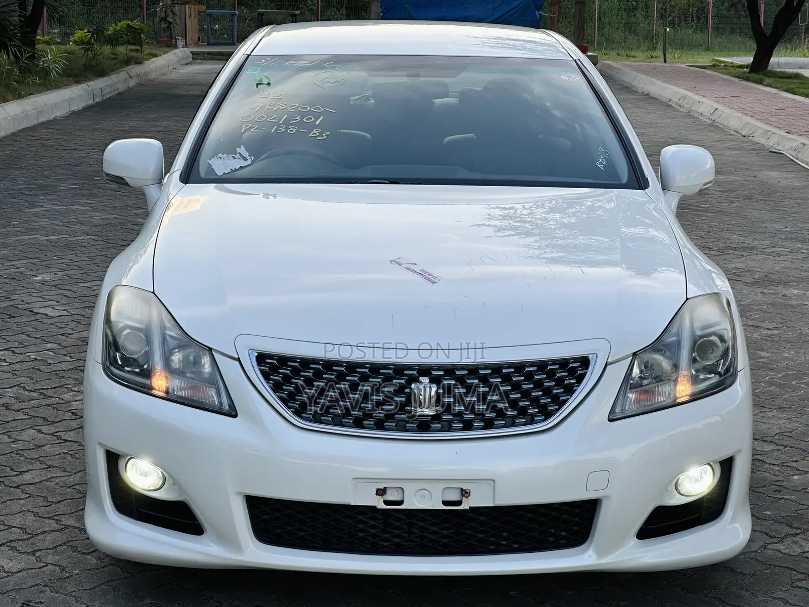 Toyota Crown 2009 White
