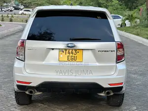 Subaru Forester 2012 White
