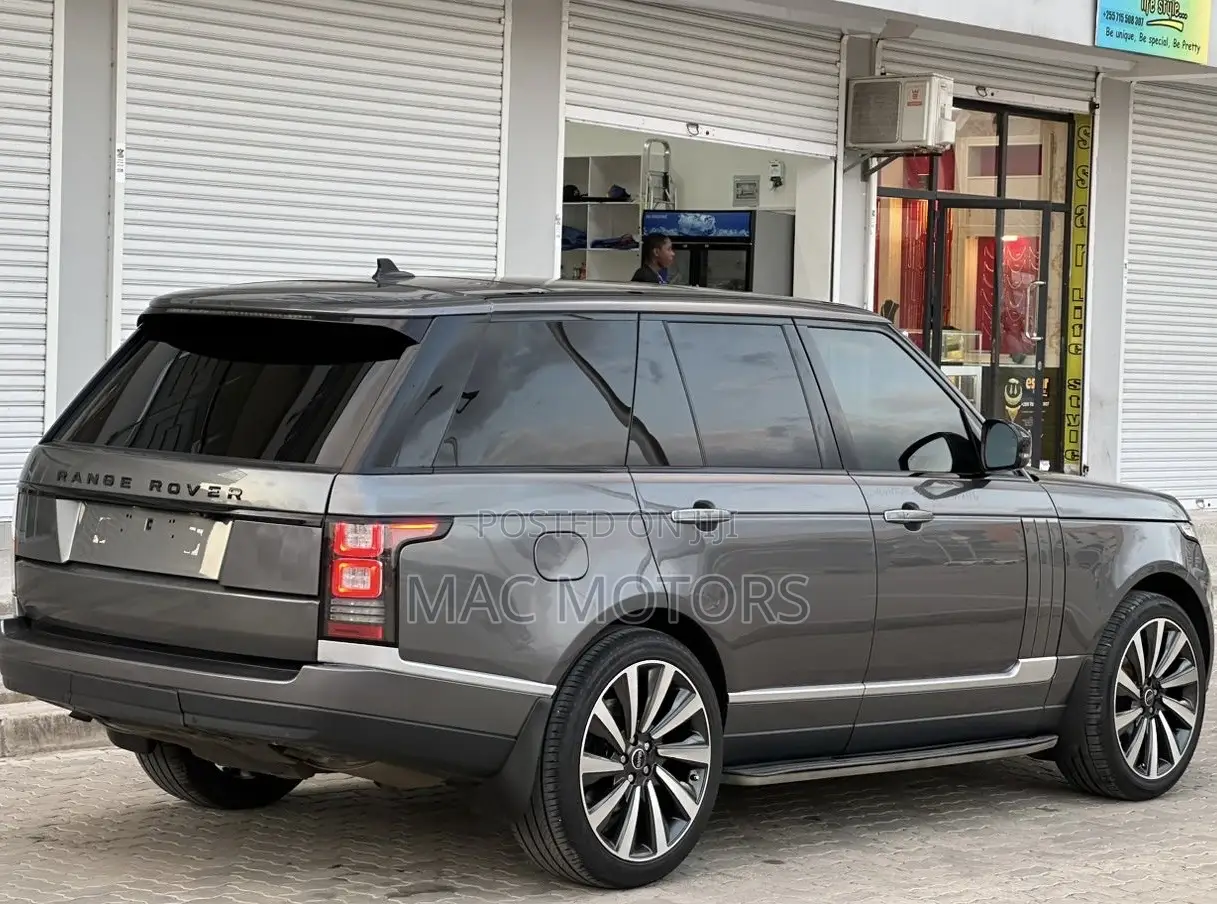 Land Rover Range Rover Vogue 2015 Gray