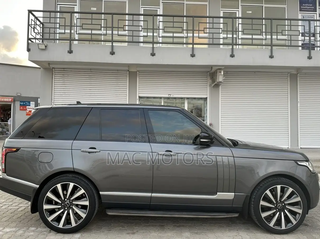 Land Rover Range Rover Vogue 2015 Gray