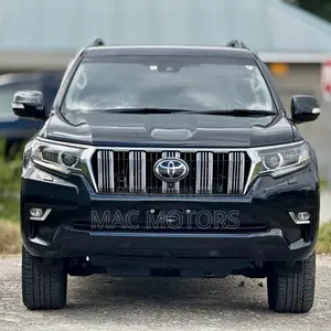 Toyota Land Cruiser Prado 2022 Black