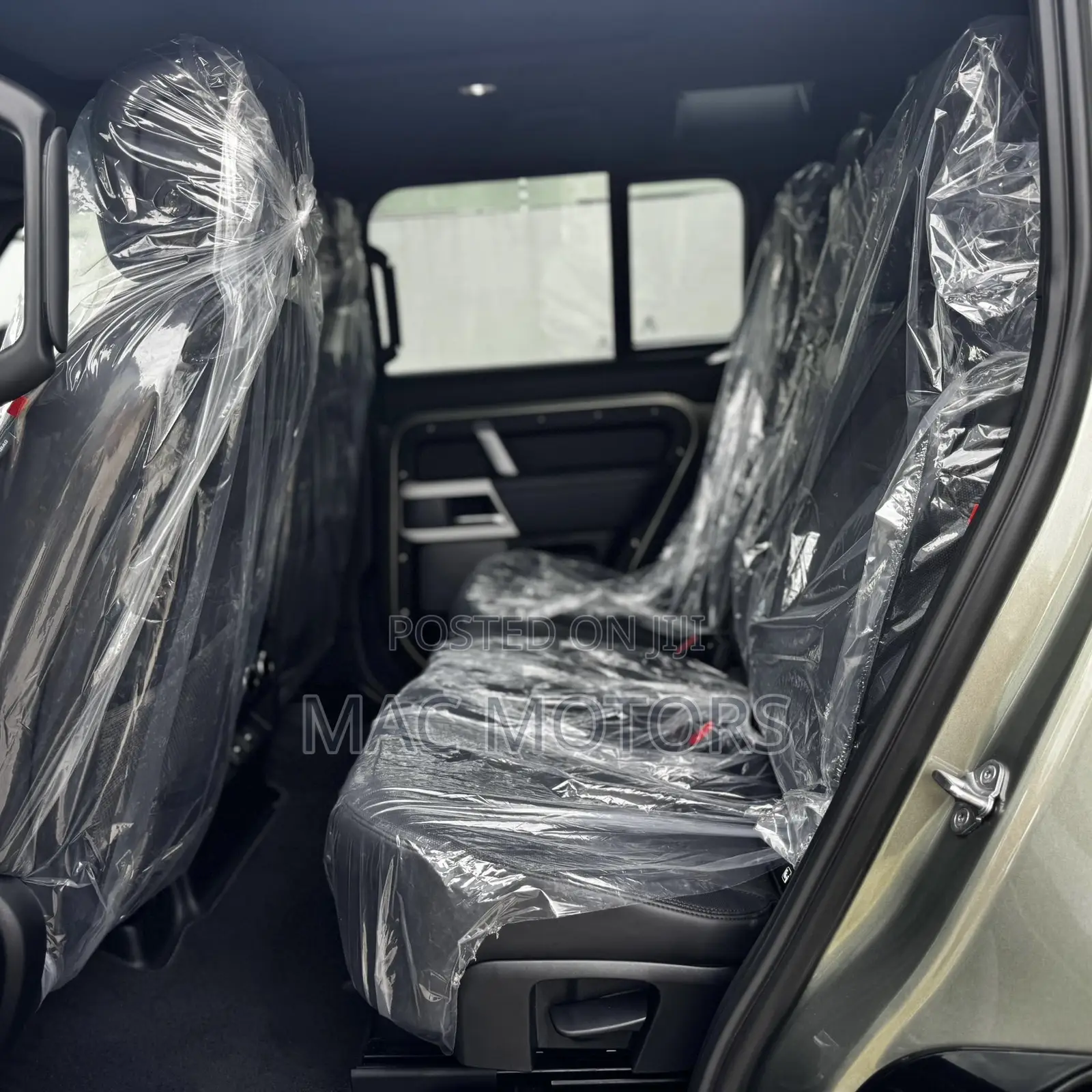 Land Rover Defender 2023 Green