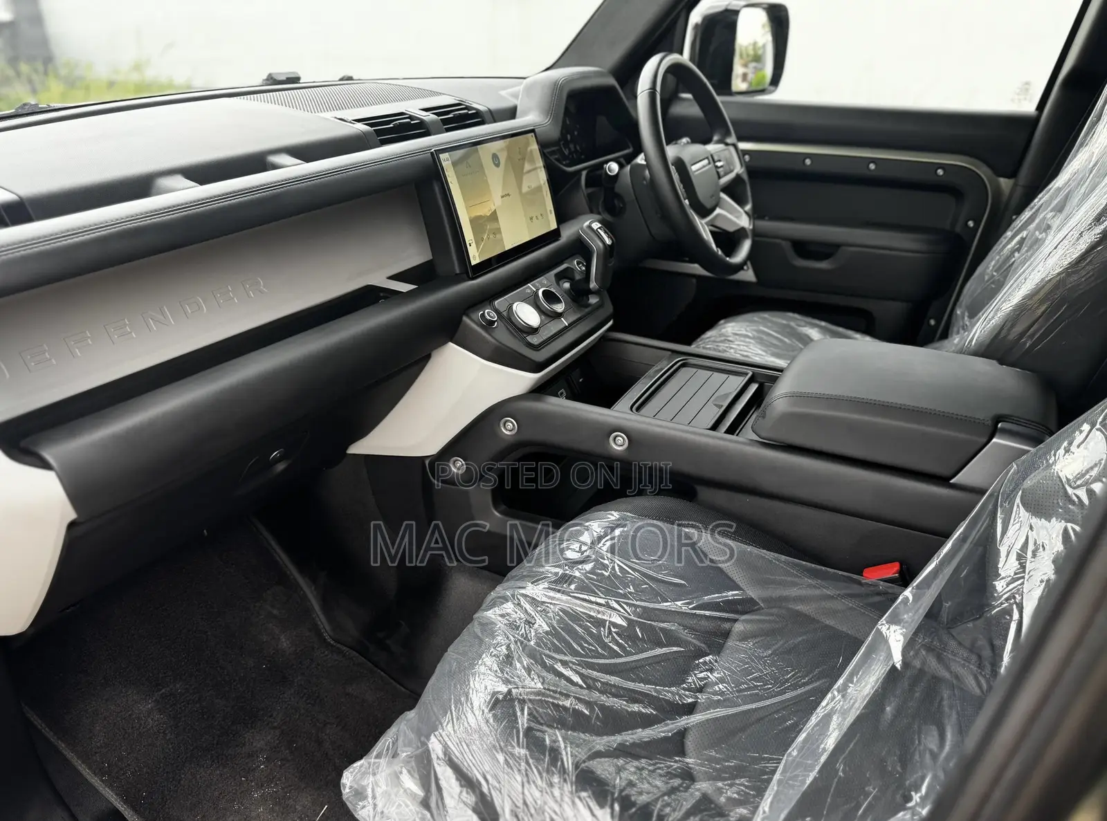 Land Rover Defender 2023 Green