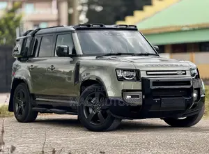 Land Rover Defender 2023 Green