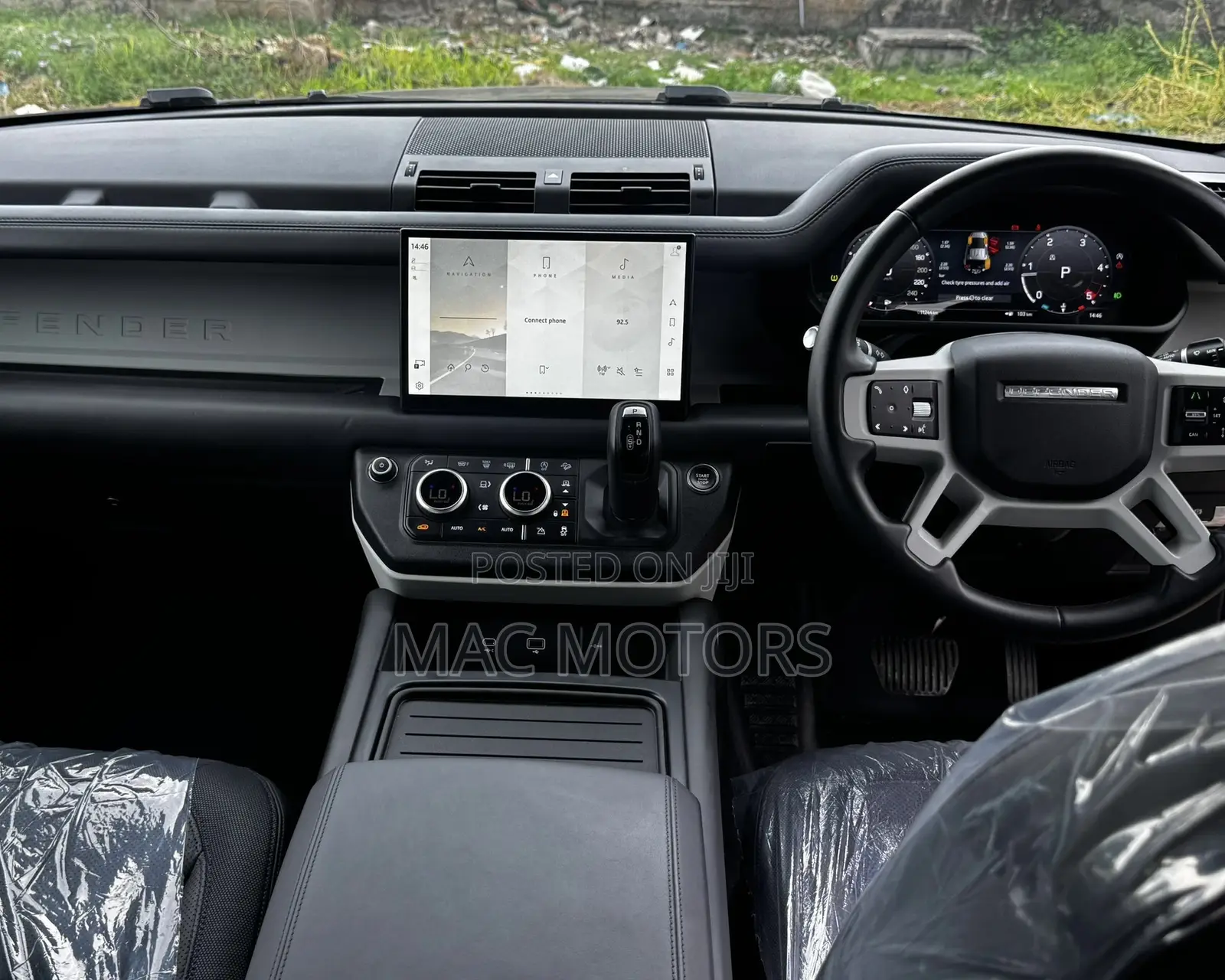 Land Rover Defender 2023 Green
