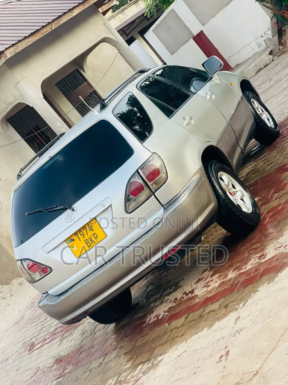 Toyota Harrier 2.4 2004 Silver
