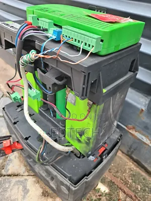 Fundi Motor Gate