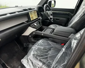 New Land Rover Defender 2023 Green