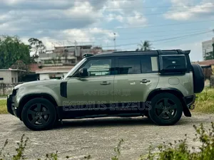 New Land Rover Defender 2023 Green