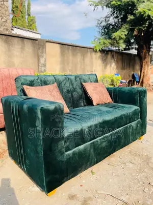 Sofa Za Watu Wawili
