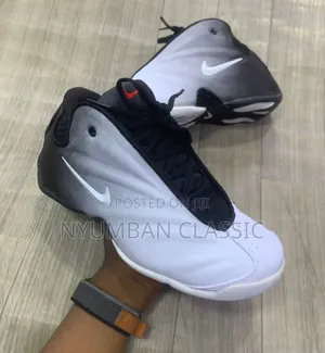 Nike Shoes Original