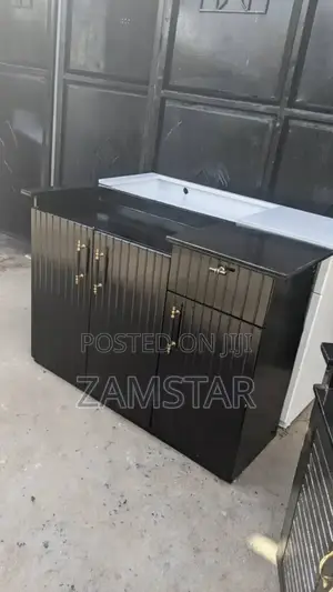 Kitchen Cabinet