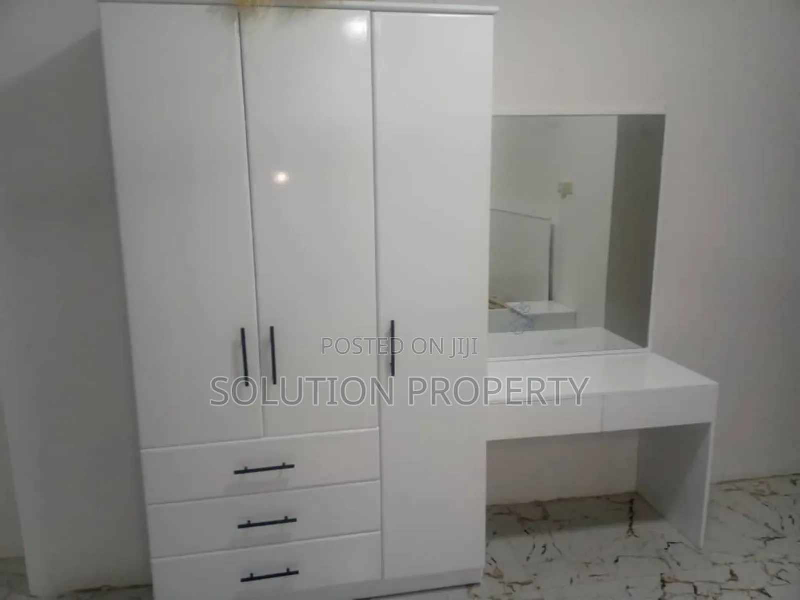3bdrm Apartment in Kariakoo for rent