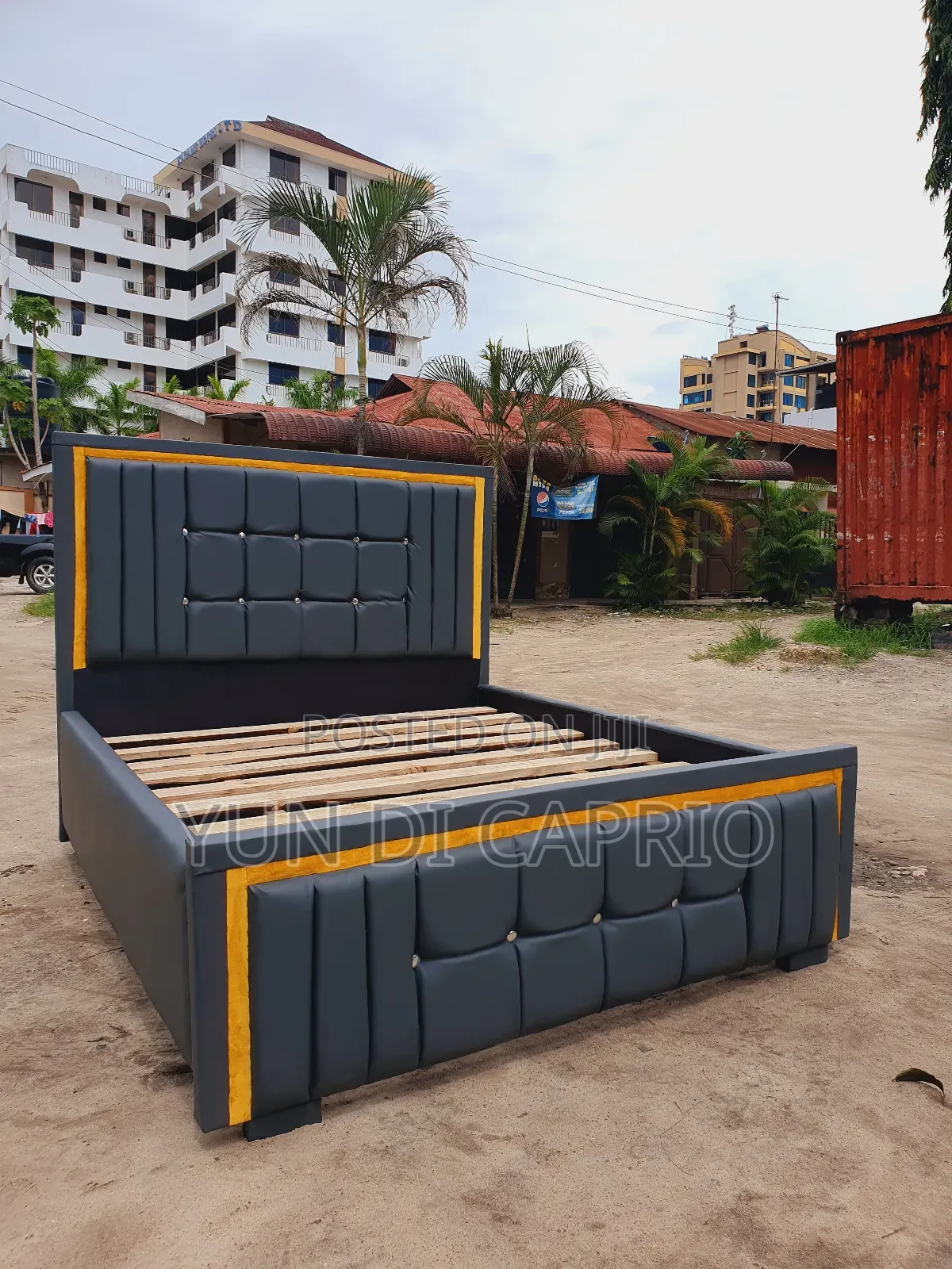 Bedsofa Classic Mpya