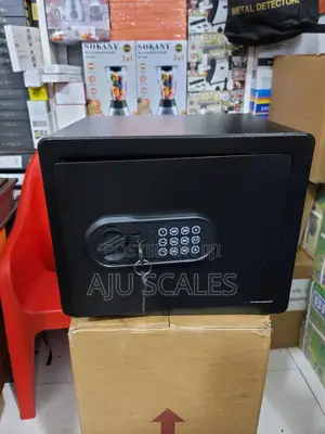 Safe Box, Fire Proof And Fire Resistant