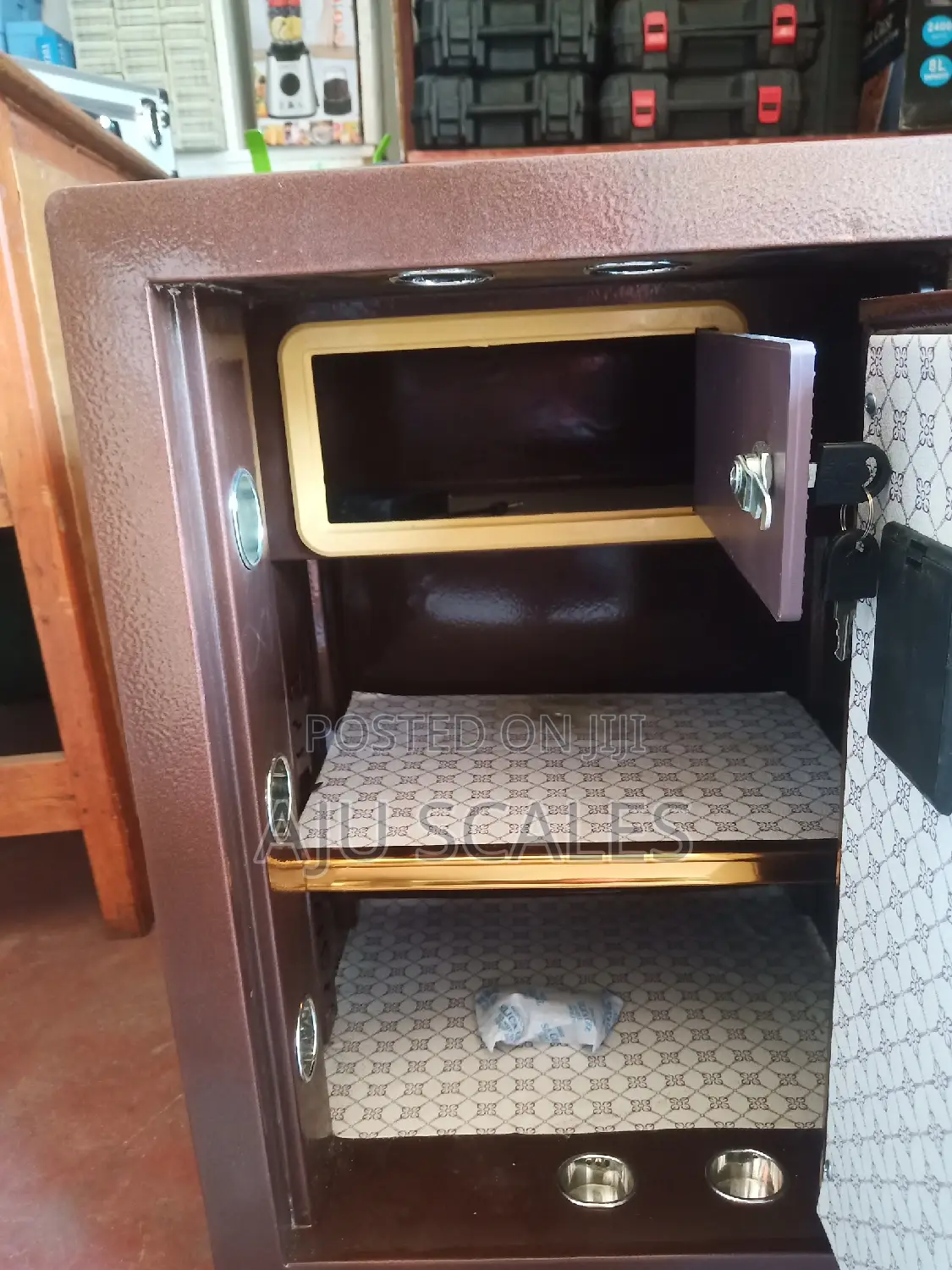 Safe Box, Fire Proof And Fire Resistant