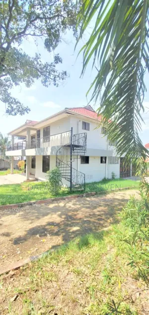 4bdrm Apartment in Dalalipapaatzseven, Mbweni for rent