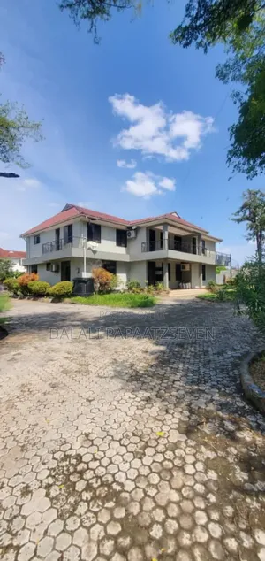 4bdrm Apartment in Dalalipapaatzseven, Mbweni for rent