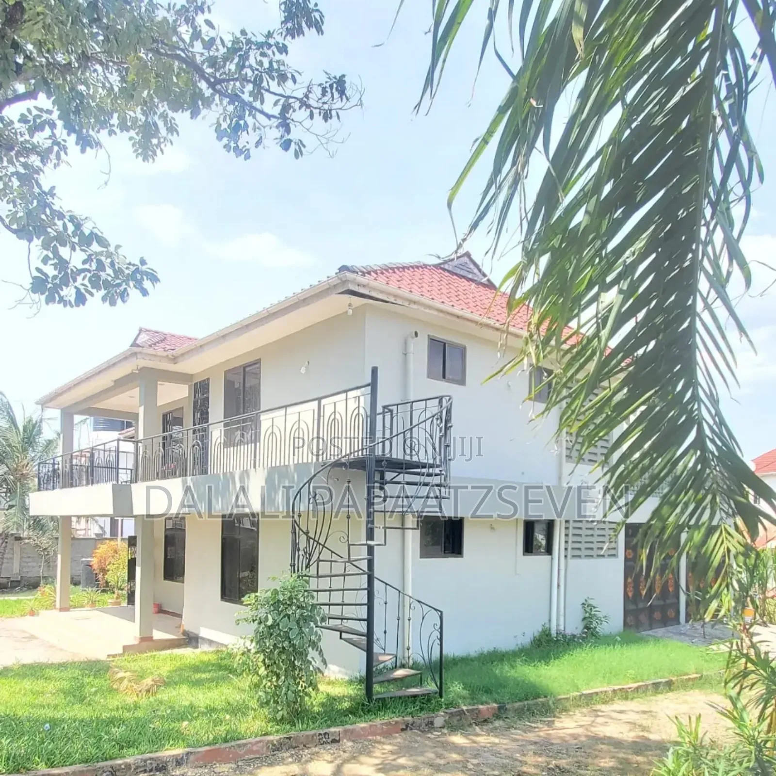 4bdrm Apartment in Dalalipapaatzseven, Mbweni for rent