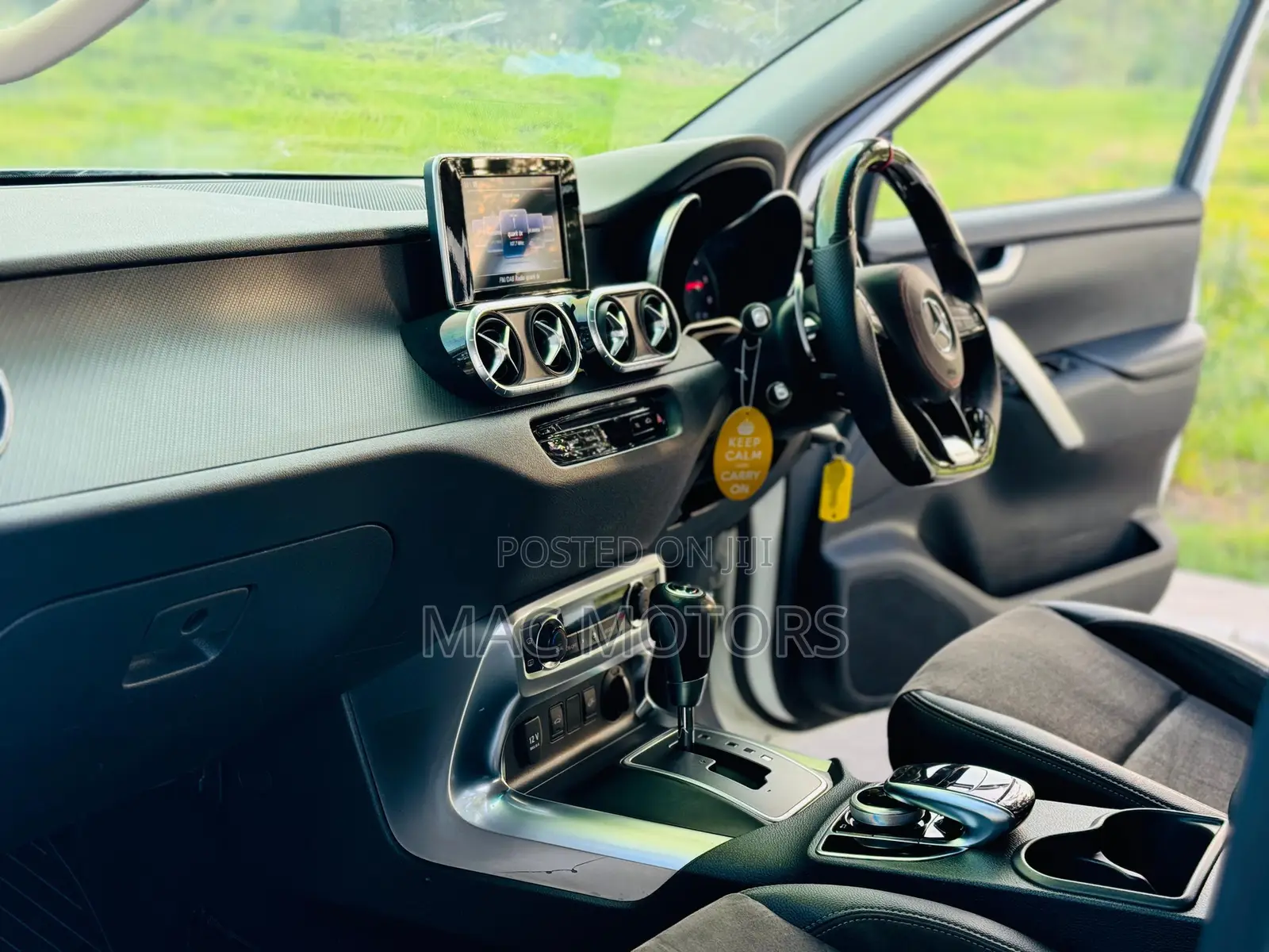 Mercedes-Benz X Class 2022 White