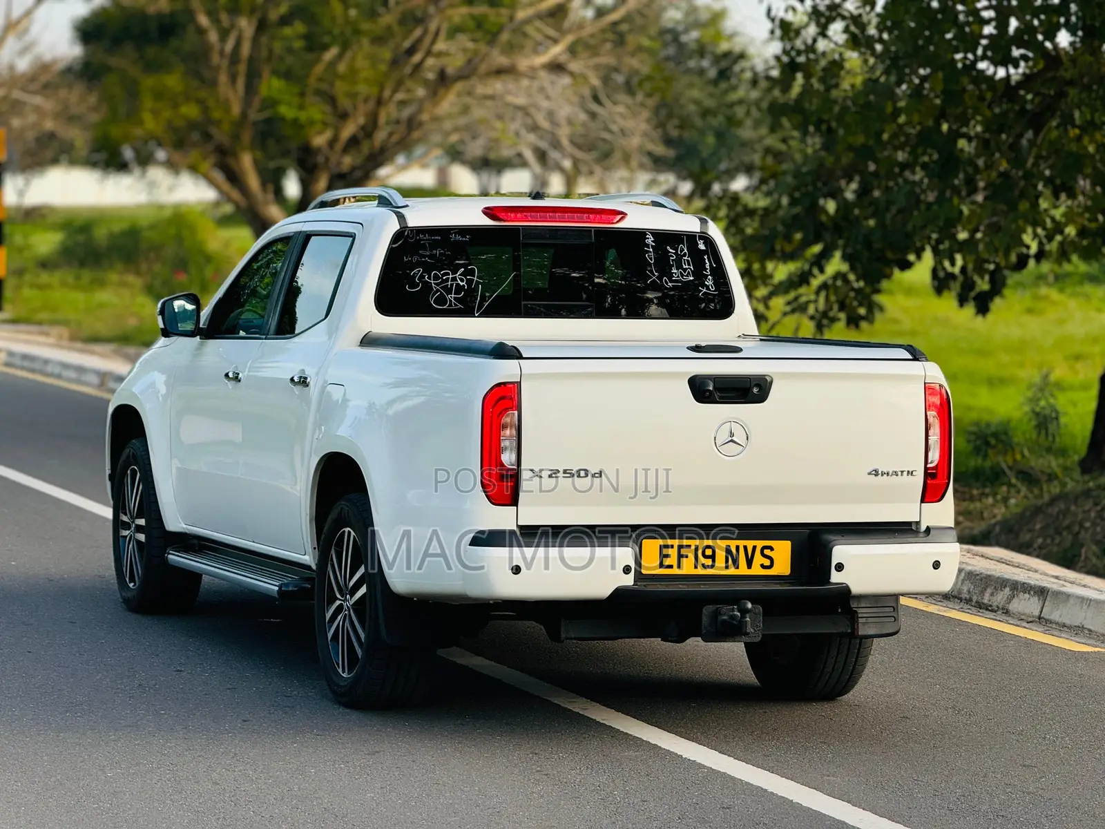 Mercedes-Benz X Class 2022 White