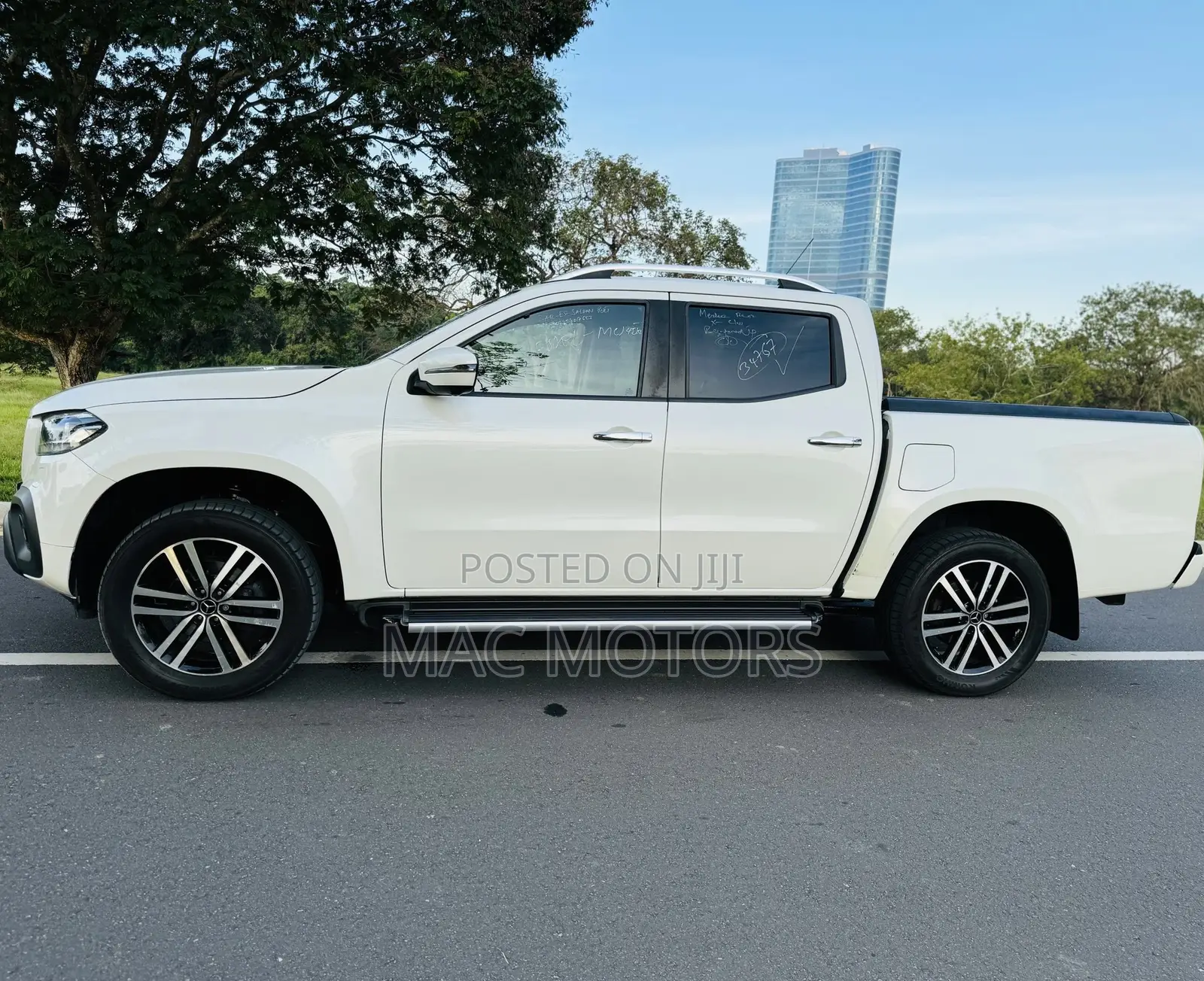 Mercedes-Benz X Class 2022 White
