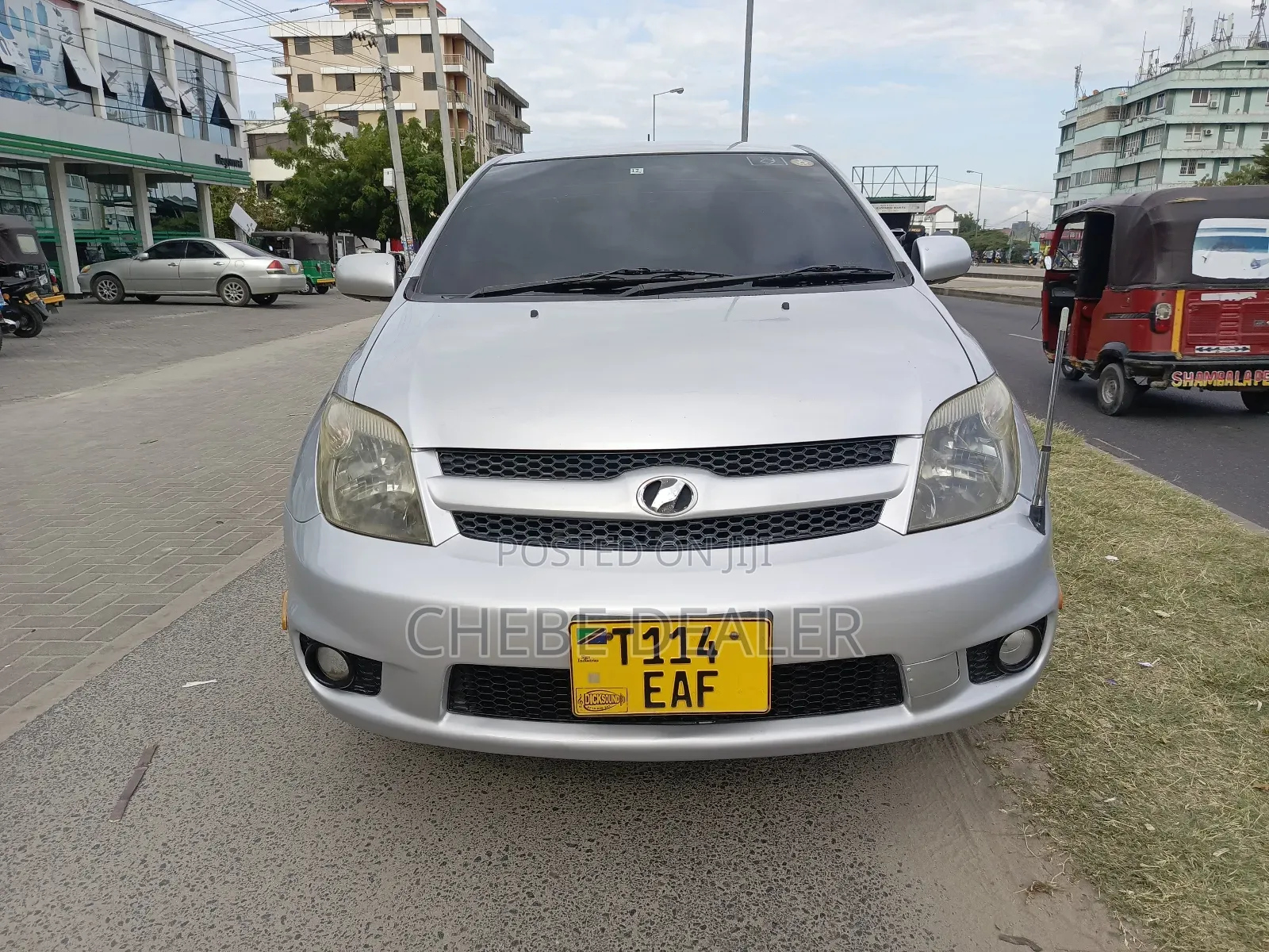 Toyota IST 2007 Silver