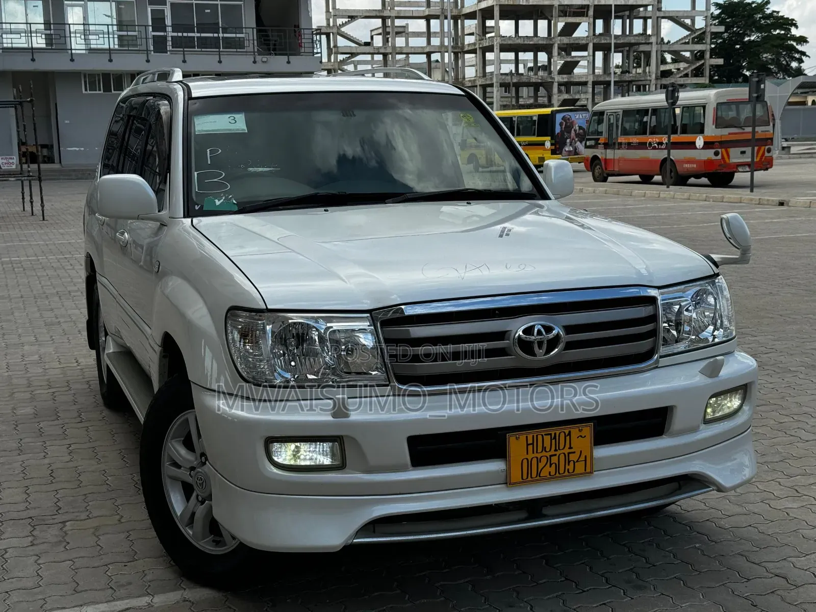 Toyota Land Cruiser 2005 Off white