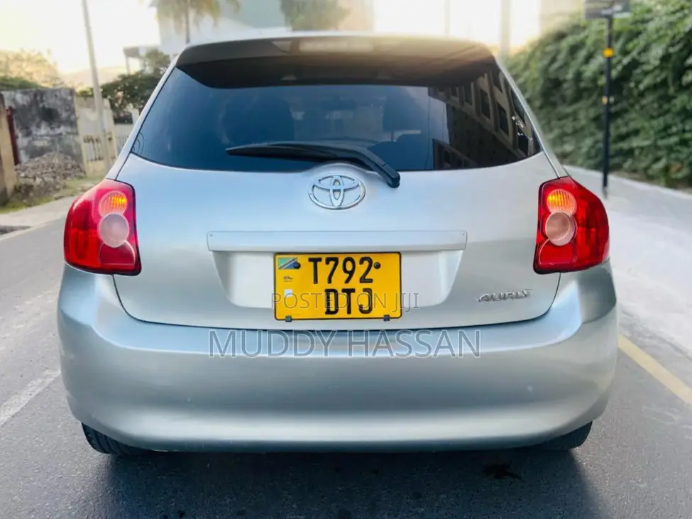 Toyota Auris 2006 Silver