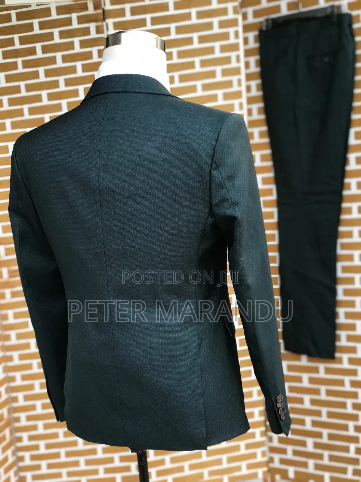 New Men's Suits