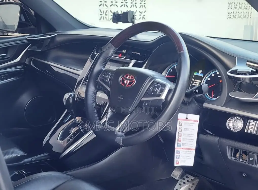 Toyota Harrier 2.4 2013 Silver