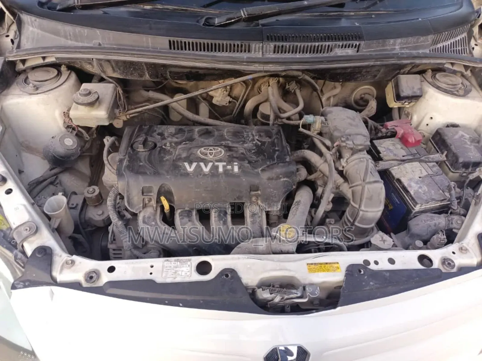 Toyota IST 2003 Off white