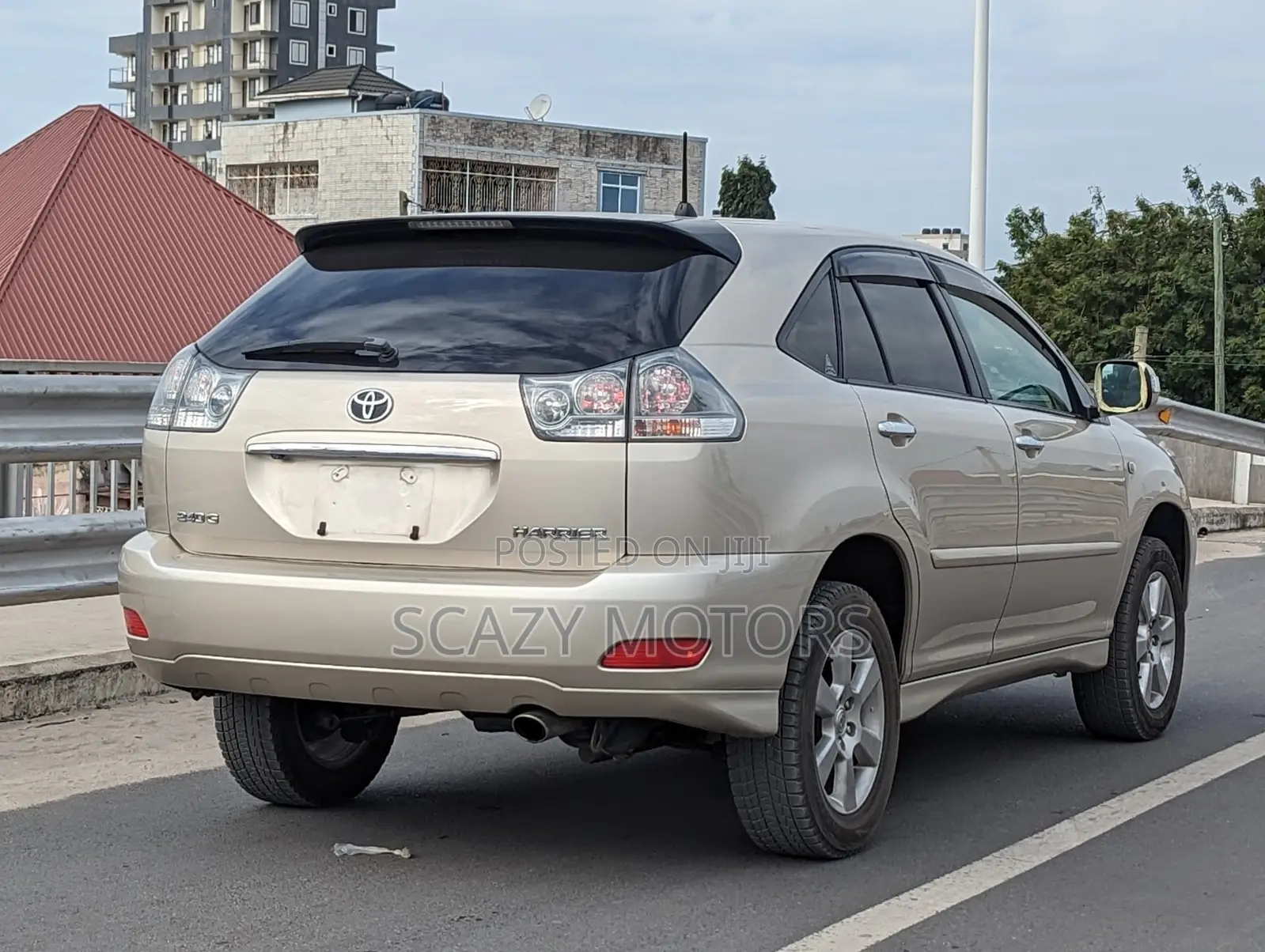 Toyota Harrier 2008 Gold
