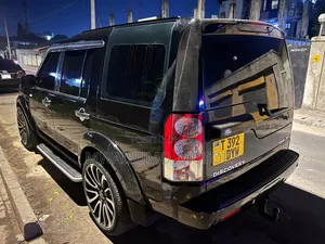 Land Rover Discovery 2007 Matt Black