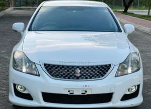 Toyota Crown 2009 Pearl