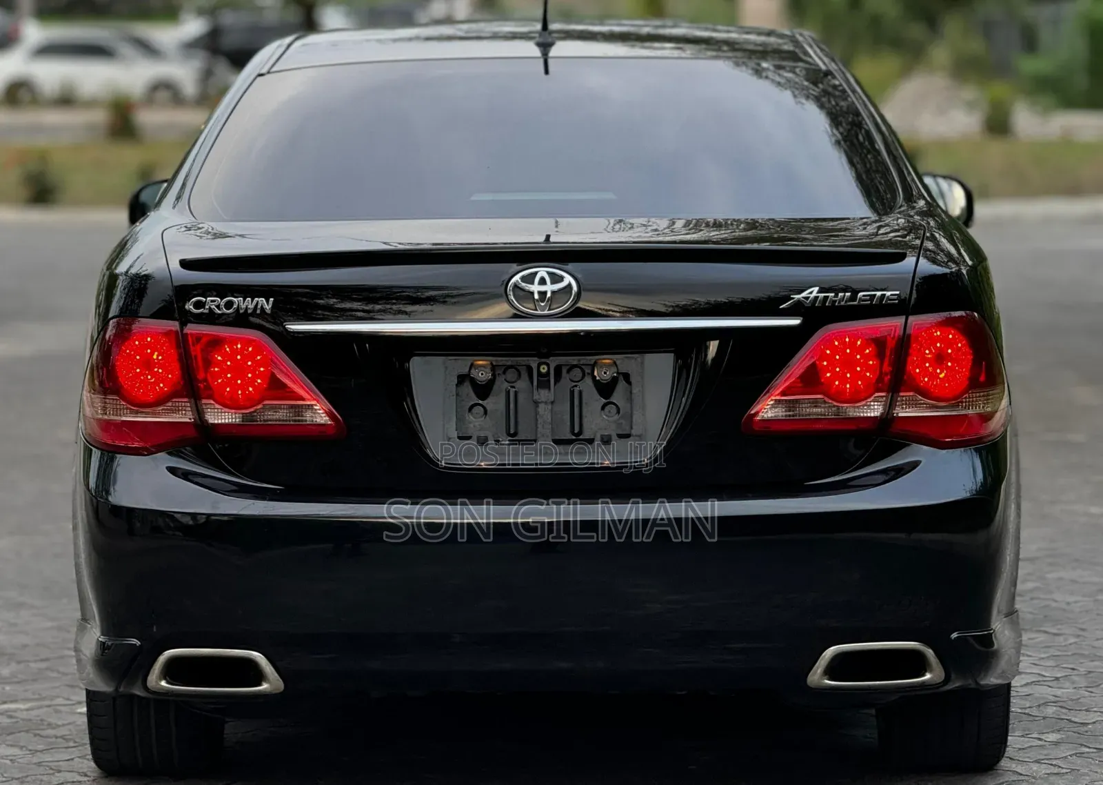 Toyota Crown 2010 Black