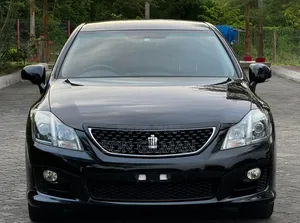 Toyota Crown 2010 Black