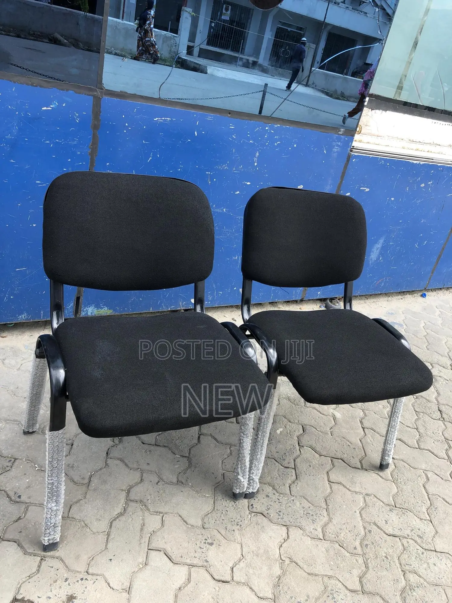 Small Visitors Chairs