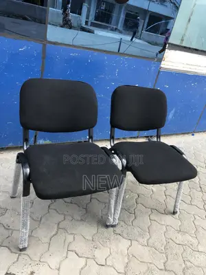 Small Visitors Chairs
