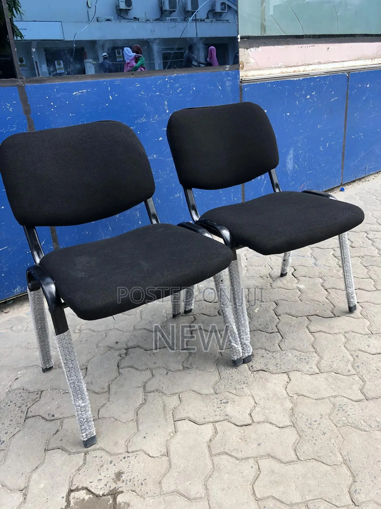 Small Visitors Chairs