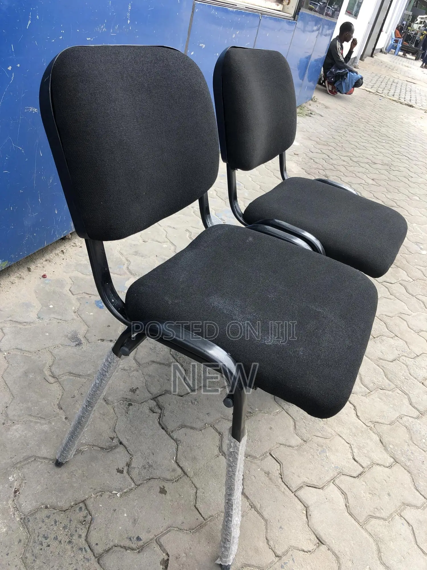 Small Visitors Chairs