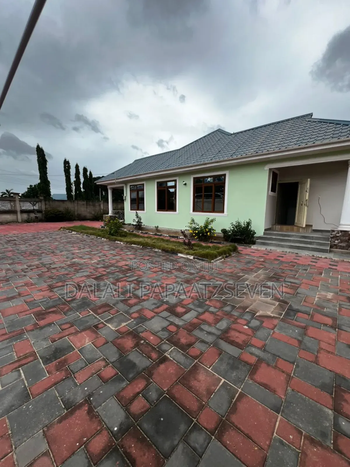 3bdrm House in Dalalipapaatzseven, Bunju for rent